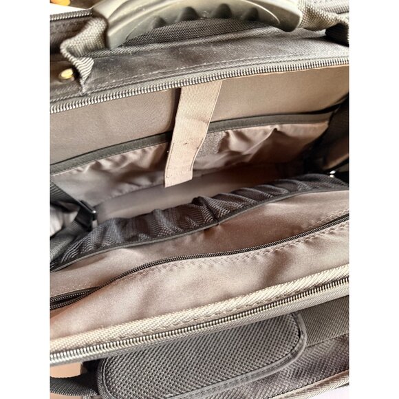 Samsonite BlackLaptop Briefcase With Adjustable Shoulder Strap & Multiple Compar - Picture 8 of 13